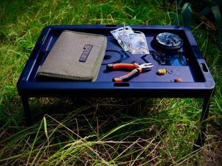 👉 Fox Stolek Bivvy Table 👈 Perfektní stolek pro rybáře, který vám usnadní přípravu návnad i organizaci vybavení. Lehká a...